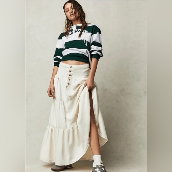 Free People Dresses & Skirts - NWT Free People Dreamweaver Skirt Size Large